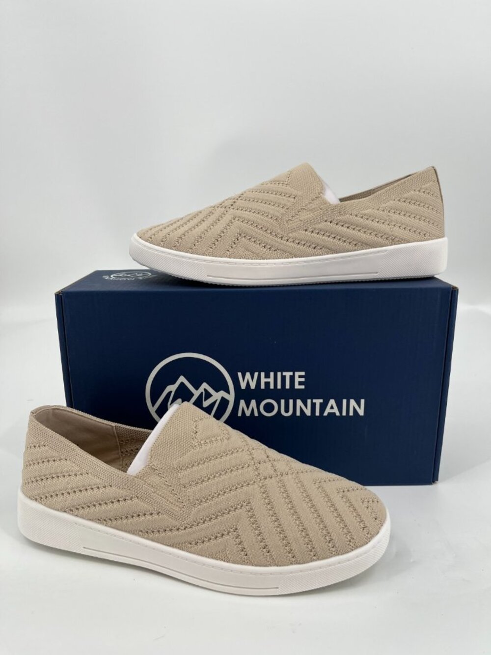 White Mountain Women's Upbear Slip on Sneakers Taupe Size 9 M